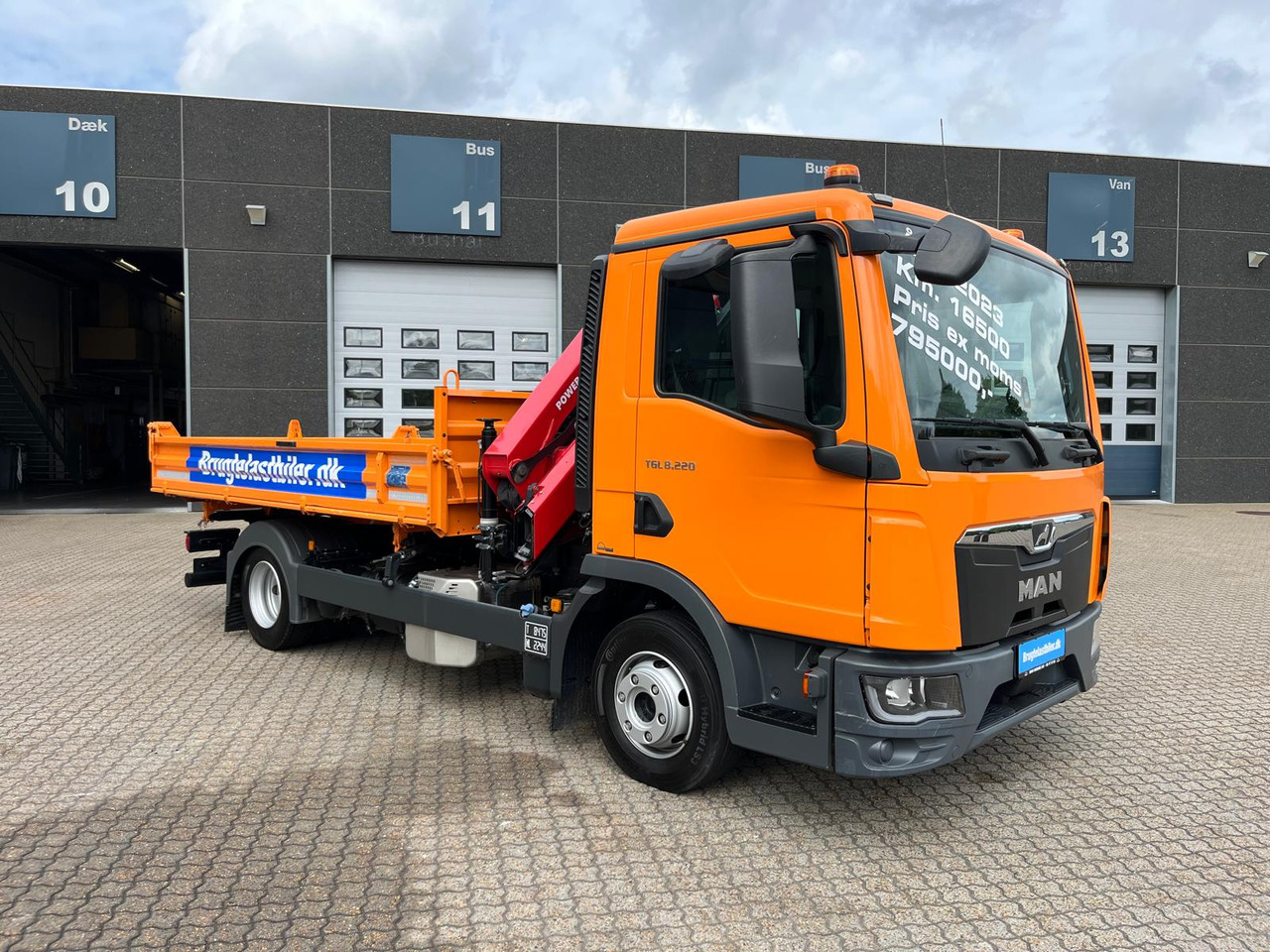 MAN TGL 8.220 - Kiper, Kamion s kranom: slika MAN TGL 8.220 - Kiper, Kamion s kranom MAN TGL 8.220 - Kiper, Kamion s kranom: slika MAN TGL 8.220 - Kiper, Kamion s kranom