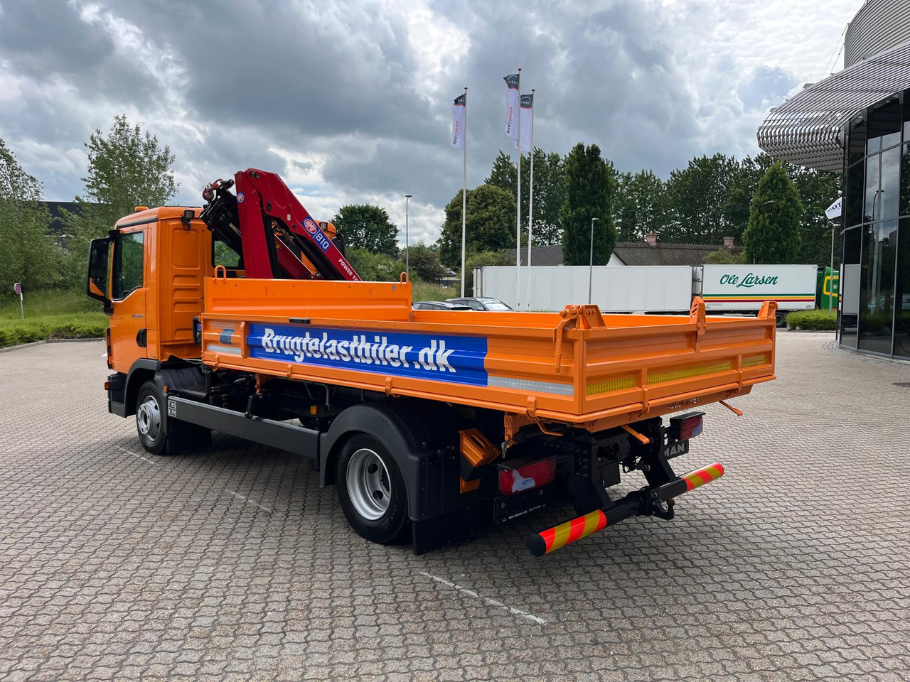 MAN TGL 8.220 - Kiper, Kamion s kranom: slika MAN TGL 8.220 - Kiper, Kamion s kranom MAN TGL 8.220 - Kiper, Kamion s kranom: slika MAN TGL 8.220 - Kiper, Kamion s kranom