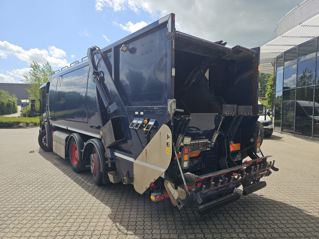 Mercedes Econic 2630 Gas-CNG - Kamion za odvoz smeća: slika Mercedes Econic 2630 Gas-CNG - Kamion za odvoz smeća Mercedes Econic 2630 Gas-CNG - Kamion za odvoz smeća: slika Mercedes Econic 2630 Gas-CNG - Kamion za odvoz smeća