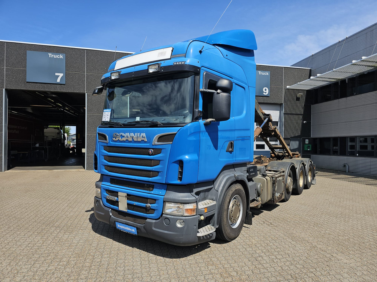 Scania R560 - Kamion s kukastom dizalicom: slika Scania R560 - Kamion s kukastom dizalicom Scania R560 - Kamion s kukastom dizalicom: slika Scania R560 - Kamion s kukastom dizalicom