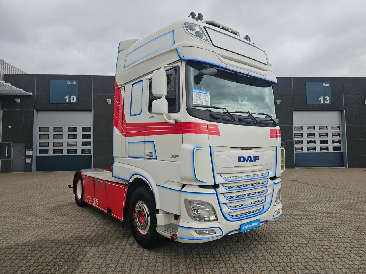 DAF XF450 - Tegljač: slika DAF XF450 - Tegljač DAF XF450 - Tegljač: slika DAF XF450 - Tegljač