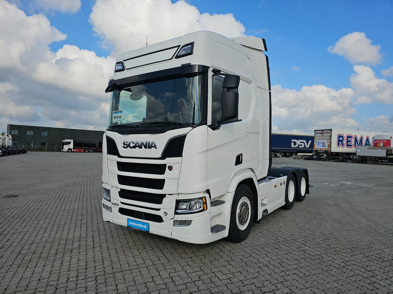 Scania R650 6X2 - Tegljač: slika Scania R650 6X2 - Tegljač Scania R650 6X2 - Tegljač: slika Scania R650 6X2 - Tegljač