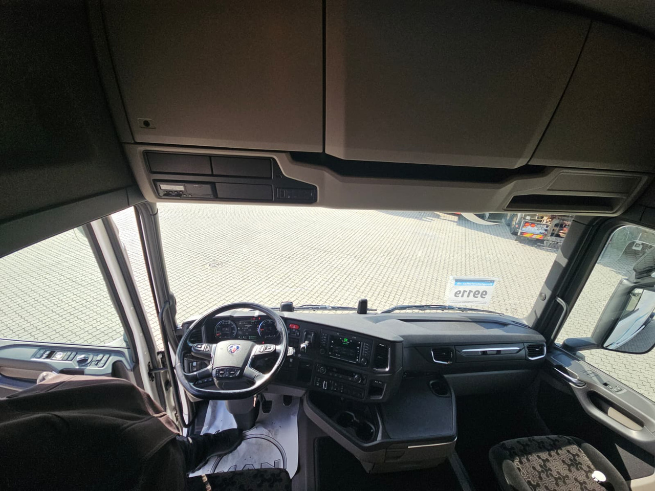 Scania R650 6X2 - Tegljač: slika Scania R650 6X2 - Tegljač Scania R650 6X2 - Tegljač: slika Scania R650 6X2 - Tegljač
