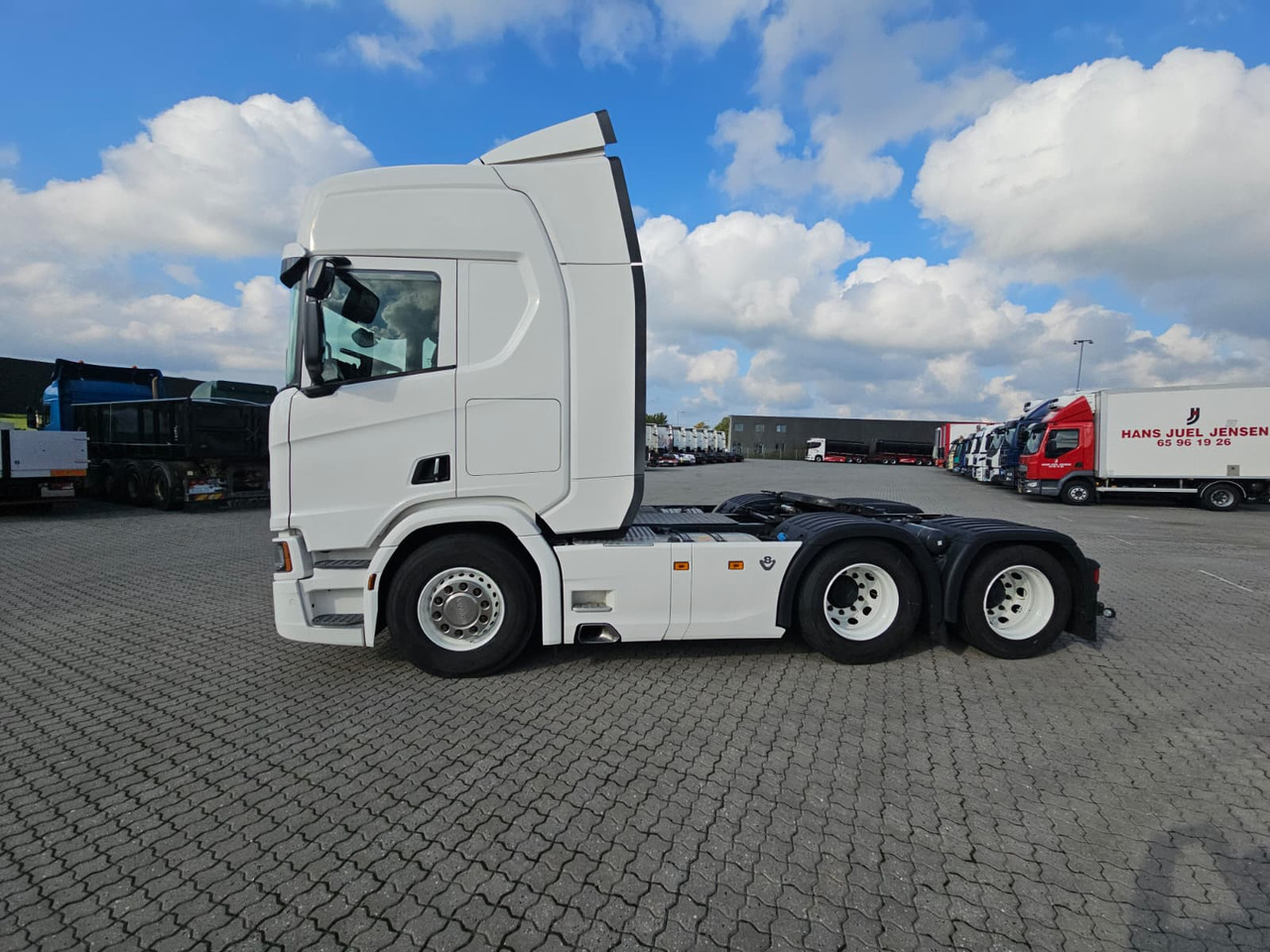 Scania R650 6X2 - Tegljač: slika Scania R650 6X2 - Tegljač Scania R650 6X2 - Tegljač: slika Scania R650 6X2 - Tegljač