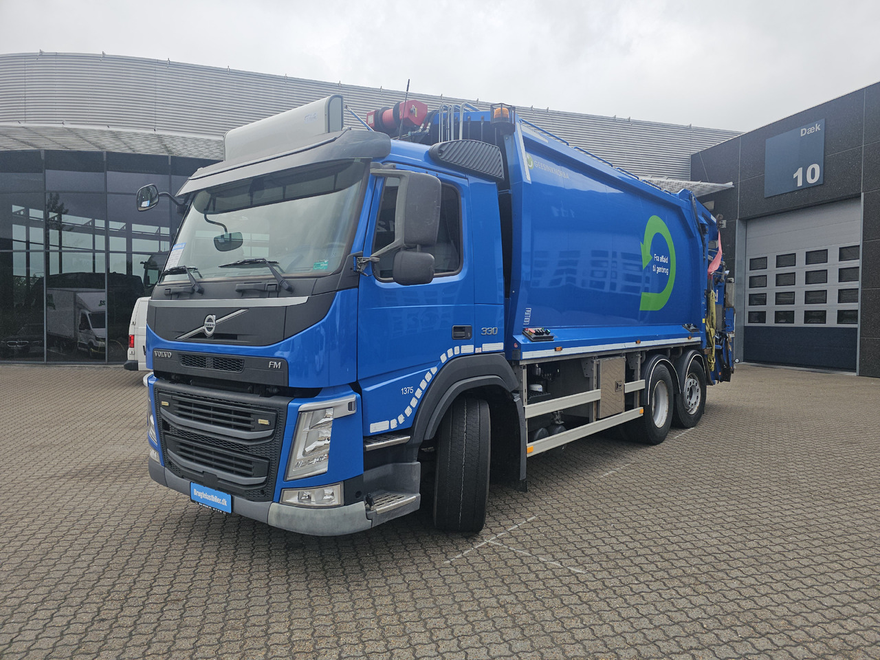 Volvo FM330 - Kamion za odvoz smeća: slika Volvo FM330 - Kamion za odvoz smeća Volvo FM330 - Kamion za odvoz smeća: slika Volvo FM330 - Kamion za odvoz smeća