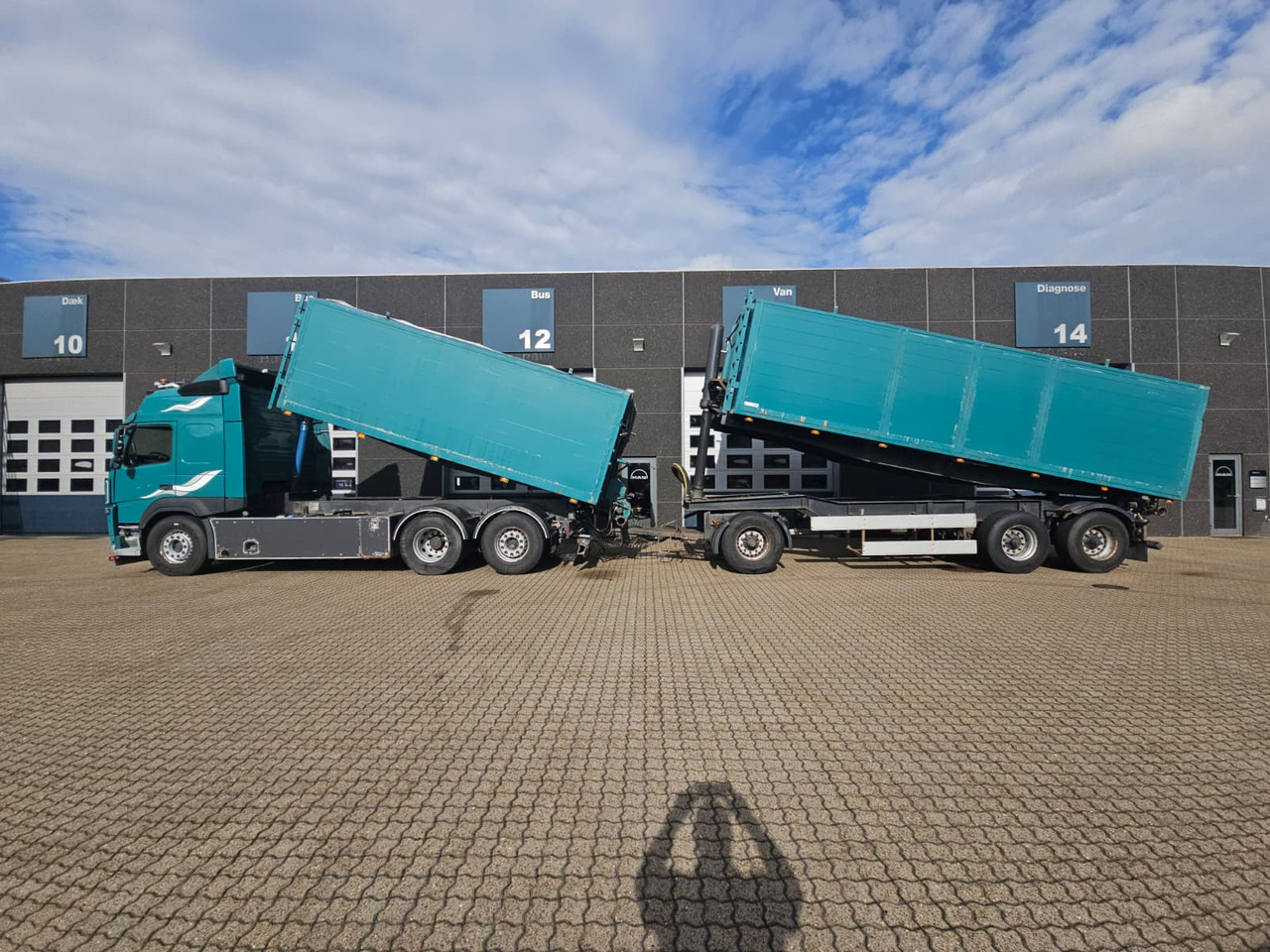 Volvo FM500 Suge-Blæse anlæg - Kiper: slika Volvo FM500 Suge-Blæse anlæg - Kiper Volvo FM500 Suge-Blæse anlæg - Kiper: slika Volvo FM500 Suge-Blæse anlæg - Kiper