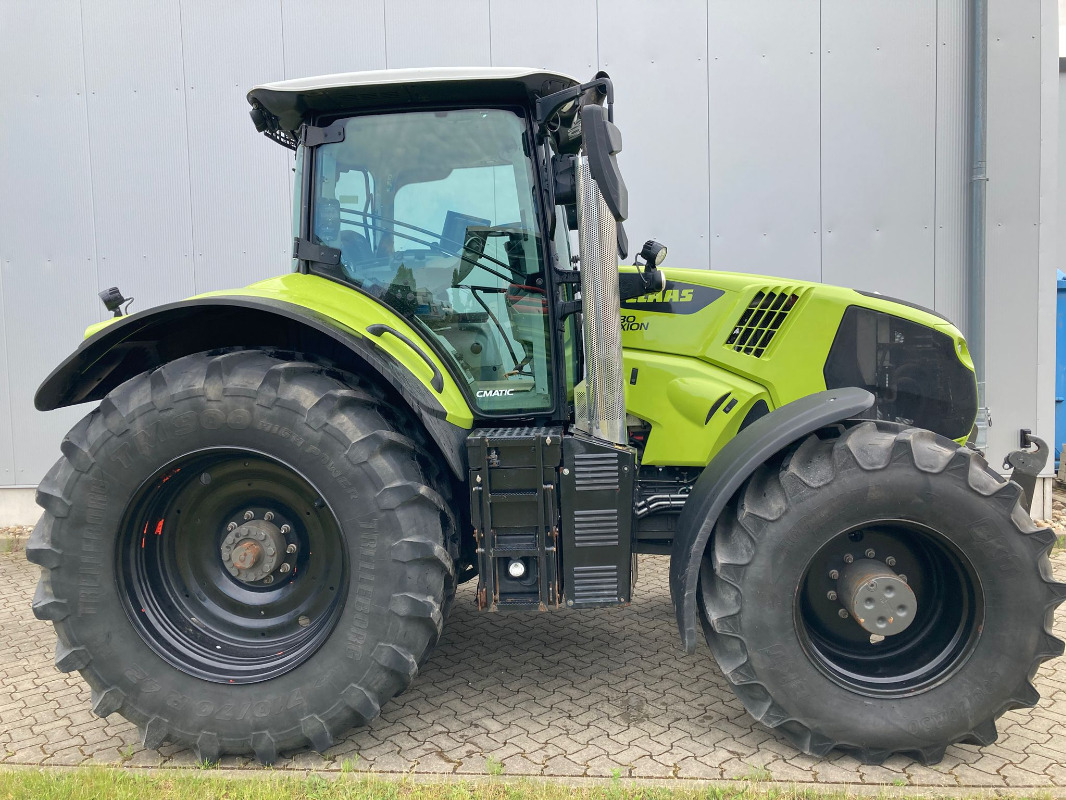 CLAAS Axion 830 CMATIC - Traktor: slika CLAAS Axion 830 CMATIC - Traktor CLAAS Axion 830 CMATIC - Traktor: slika CLAAS Axion 830 CMATIC - Traktor