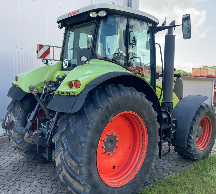 Traktor CLAAS Axion 840: slika Traktor CLAAS Axion 840
