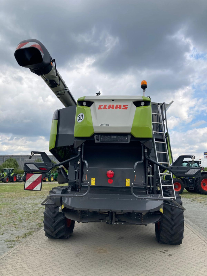 CLAAS Trion 750 - Kombajn za žetvu: slika CLAAS Trion 750 - Kombajn za žetvu CLAAS Trion 750 - Kombajn za žetvu: slika CLAAS Trion 750 - Kombajn za žetvu