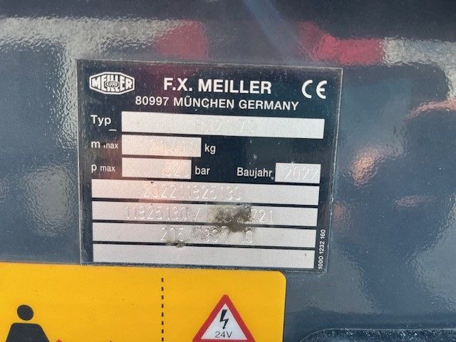 Kamion s kukastom dizalicom Mercedes-Benz Arocs 5 2651  HD Mit Meiller Abrollkipper: slika Kamion s kukastom dizalicom Mercedes-Benz Arocs 5 2651  HD Mit Meiller Abrollkipper