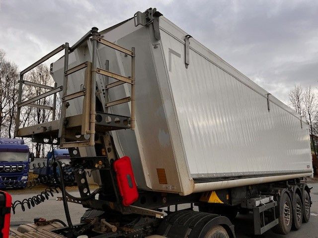 Schmitz Cargobull SKI 24 Großraum Alu Kastenmulde Kombitür - Kiper poluprikolica: slika Schmitz Cargobull SKI 24 Großraum Alu Kastenmulde Kombitür - Kiper poluprikolica Schmitz Cargobull SKI 24 Großraum Alu Kastenmulde Kombitür - Kiper poluprikolica: slika Schmitz Cargobull SKI 24 Großraum Alu Kastenmulde Kombitür - Kiper poluprikolica