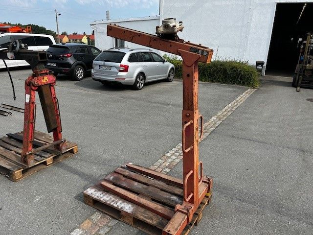 Verschiedene Ladekran Anbauteile - Kamion s kranom: slika verschiedene Ladekran Anbauteile - Kamion s kranom Verschiedene Ladekran Anbauteile - Kamion s kranom: slika verschiedene Ladekran Anbauteile - Kamion s kranom