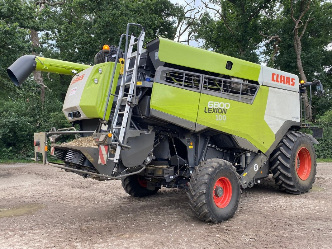 Novi Kombajn za žetvu CLAAS Lexion 6800 mit Vario 930 Schneidwerk: slika Novi Kombajn za žetvu CLAAS Lexion 6800 mit Vario 930 Schneidwerk Novi Kombajn za žetvu CLAAS Lexion 6800 mit Vario 930 Schneidwerk: slika Novi Kombajn za žetvu CLAAS Lexion 6800 mit Vario 930 Schneidwerk