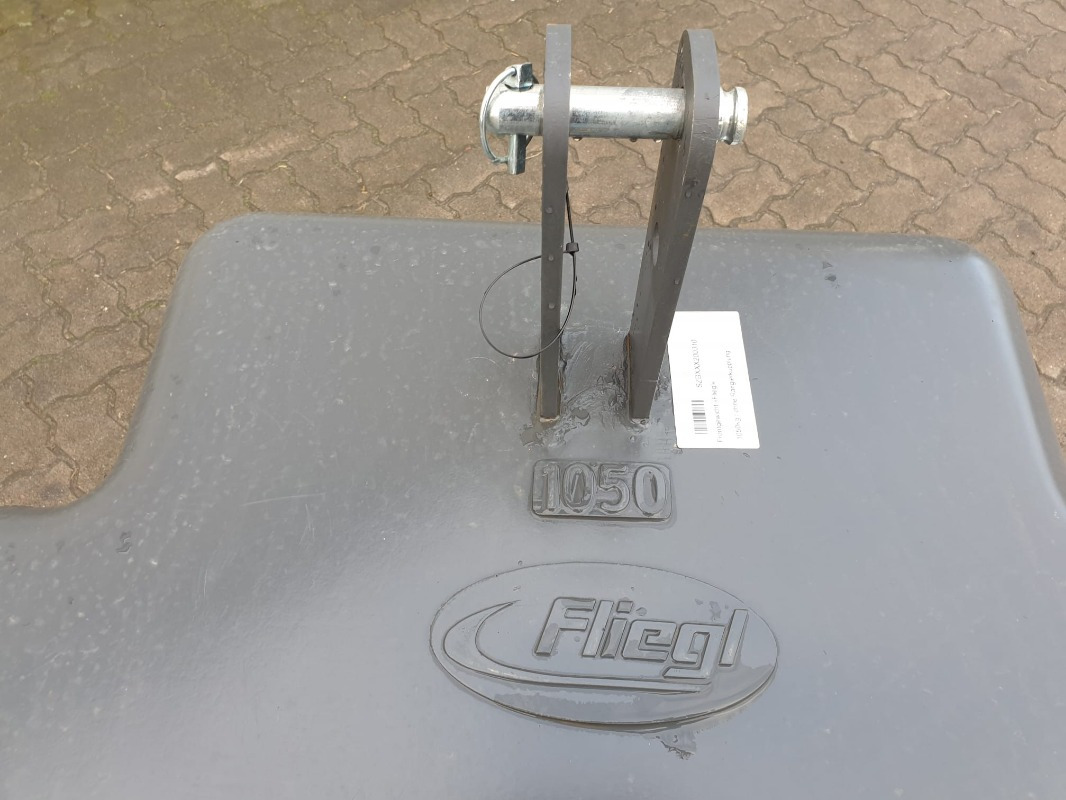 Fliegl GEWICHT 1.050KG - Protuuteg: slika Fliegl GEWICHT 1.050KG - Protuuteg Fliegl GEWICHT 1.050KG - Protuuteg: slika Fliegl GEWICHT 1.050KG - Protuuteg