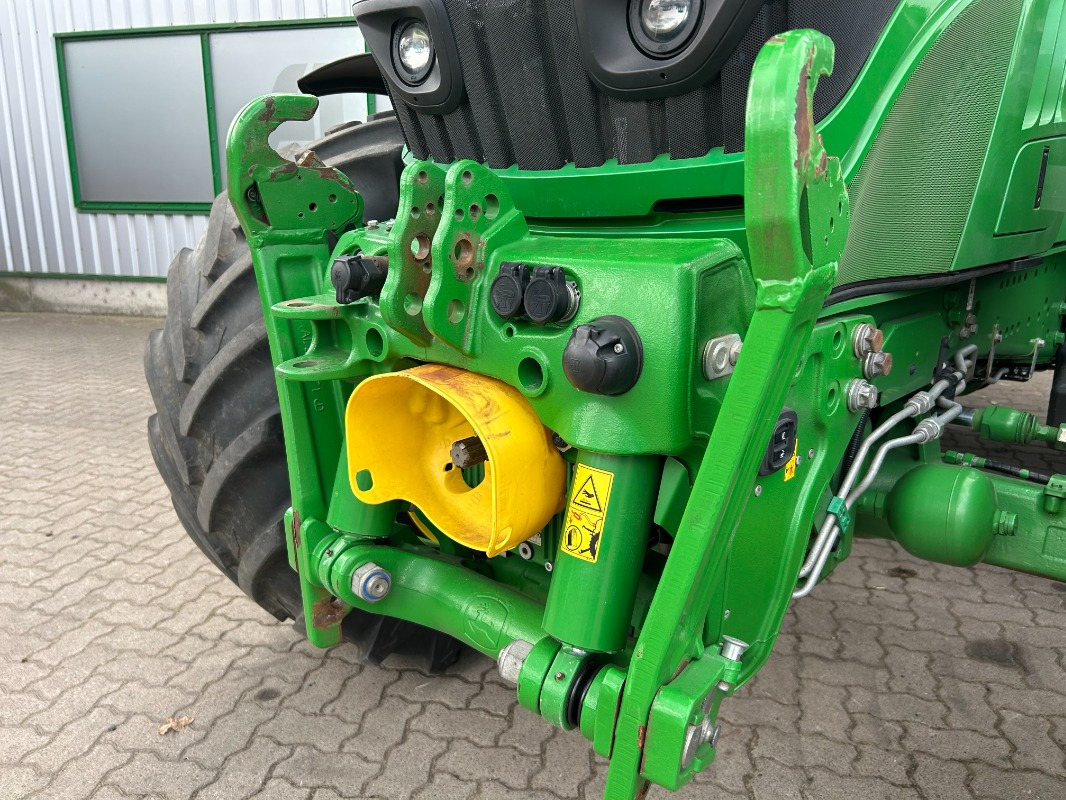 John Deere 6155R - Traktor: slika John Deere 6155R - Traktor John Deere 6155R - Traktor: slika John Deere 6155R - Traktor