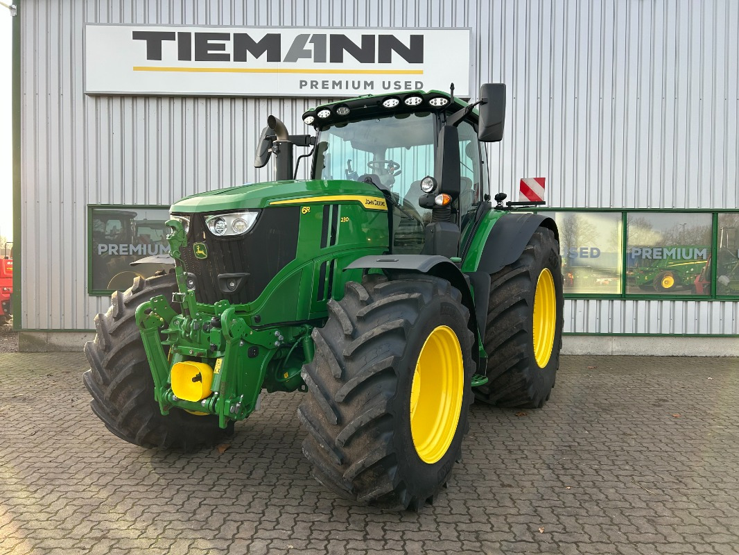 John Deere 6R 230 - Traktor: slika John Deere 6R 230 - Traktor John Deere 6R 230 - Traktor: slika John Deere 6R 230 - Traktor