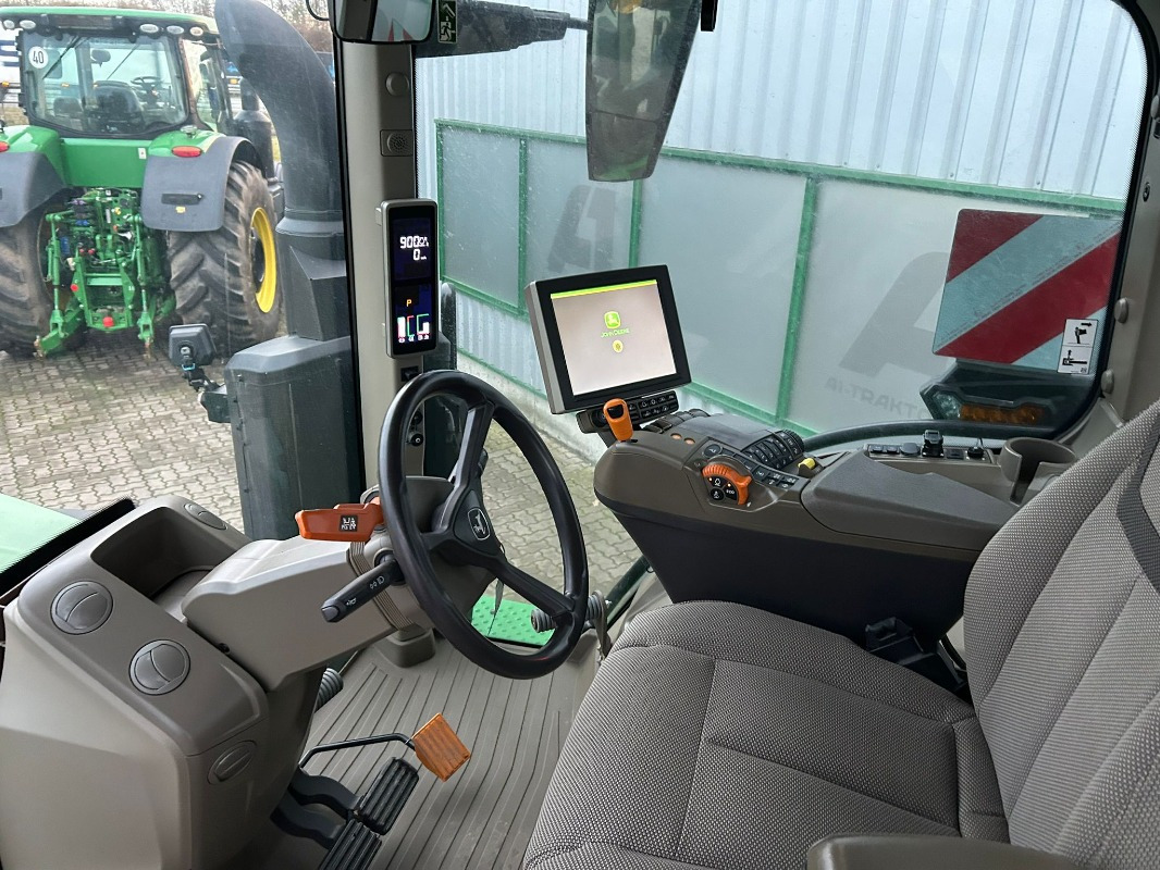John Deere 7R 330 e23 - Traktor: slika John Deere 7R 330 e23 - Traktor John Deere 7R 330 e23 - Traktor: slika John Deere 7R 330 e23 - Traktor