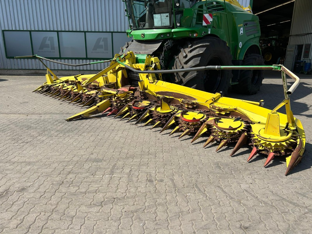 Kemper 390 Plus - Kombajn za kukuruz: slika Kemper 390 Plus - Kombajn za kukuruz Kemper 390 Plus - Kombajn za kukuruz: slika Kemper 390 Plus - Kombajn za kukuruz