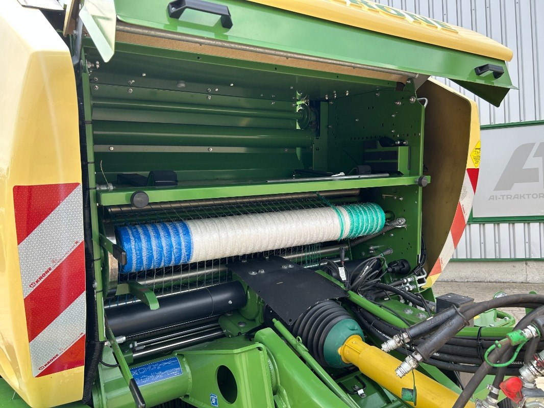 Krone Comprima CV 150 XC PLUS - Oprema za prevrtanje sijena: slika Krone Comprima CV 150 XC PLUS - Oprema za prevrtanje sijena Krone Comprima CV 150 XC PLUS - Oprema za prevrtanje sijena: slika Krone Comprima CV 150 XC PLUS - Oprema za prevrtanje sijena