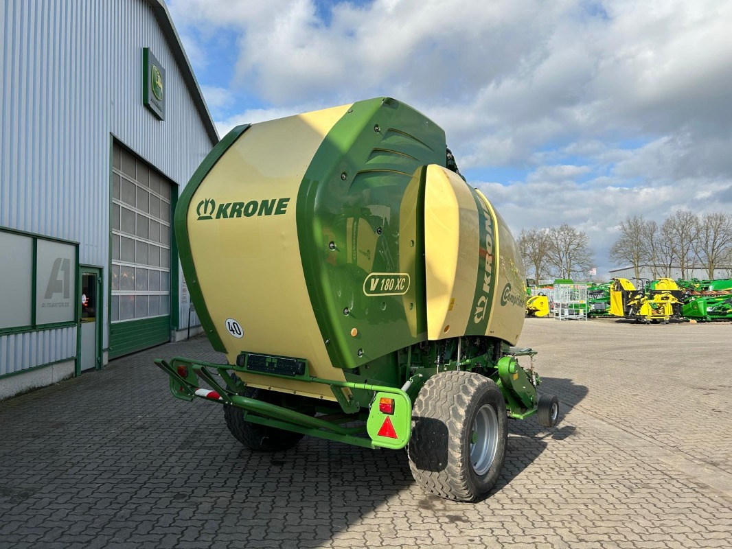 Krone Comprima V 180 XC - Omotač bala: slika Krone Comprima V 180 XC - Omotač bala Krone Comprima V 180 XC - Omotač bala: slika Krone Comprima V 180 XC - Omotač bala