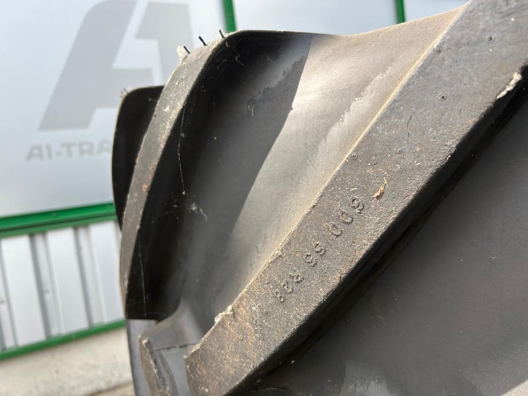 Michelin 600/65R28 - 2 Stück - Gume i felge za Poljoprivredni strojevi: slika Michelin 600/65R28 - 2 Stück - Gume i felge za Poljoprivredni strojevi Michelin 600/65R28 - 2 Stück - Gume i felge za Poljoprivredni strojevi: slika Michelin 600/65R28 - 2 Stück - Gume i felge za Poljoprivredni strojevi