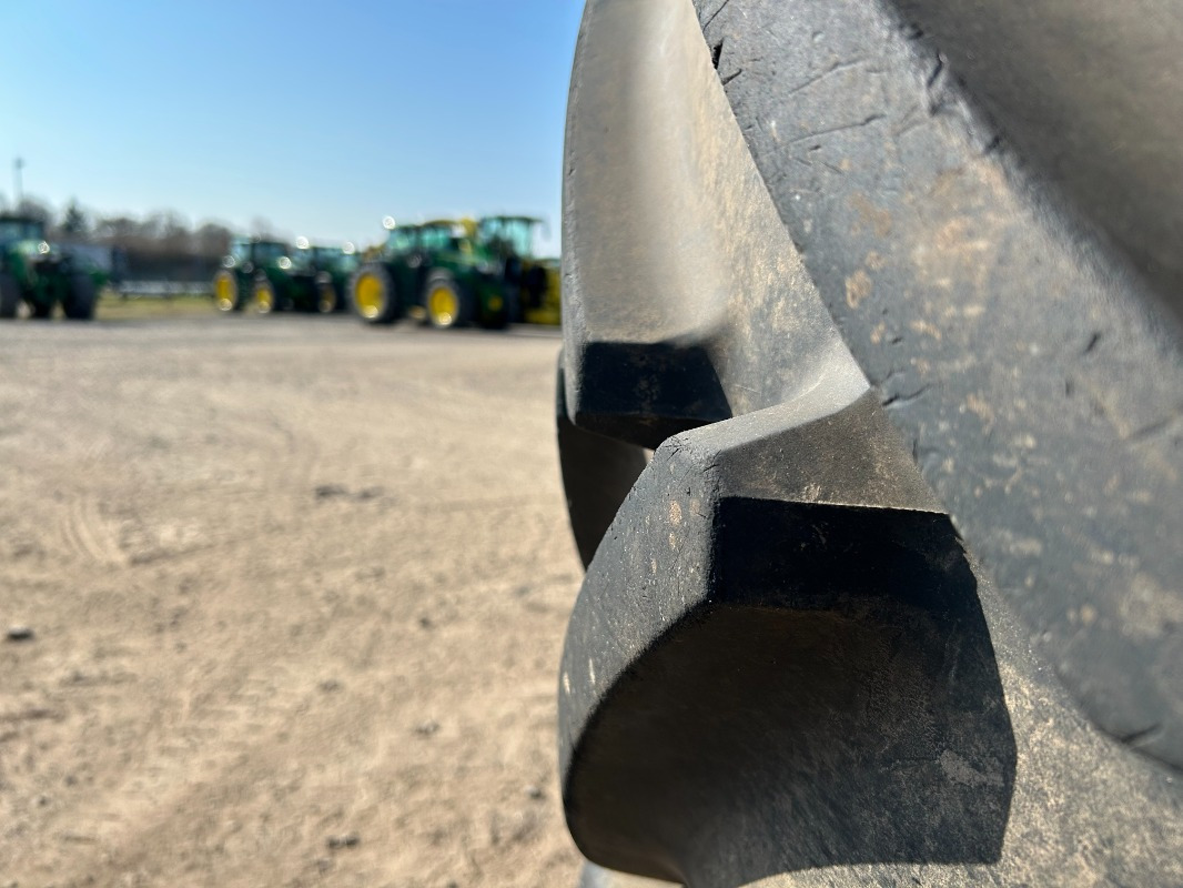 Michelin 710/70R42 und 600/70R30 Kompletträder - Guma za Poljoprivredni strojevi: slika Michelin 710/70R42 und 600/70R30 Kompletträder - Guma za Poljoprivredni strojevi Michelin 710/70R42 und 600/70R30 Kompletträder - Guma za Poljoprivredni strojevi: slika Michelin 710/70R42 und 600/70R30 Kompletträder - Guma za Poljoprivredni strojevi
