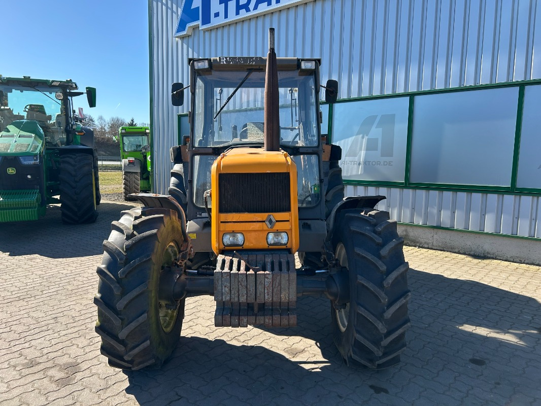 Renault 90-34 - Traktor: slika Renault 90-34 - Traktor Renault 90-34 - Traktor: slika Renault 90-34 - Traktor