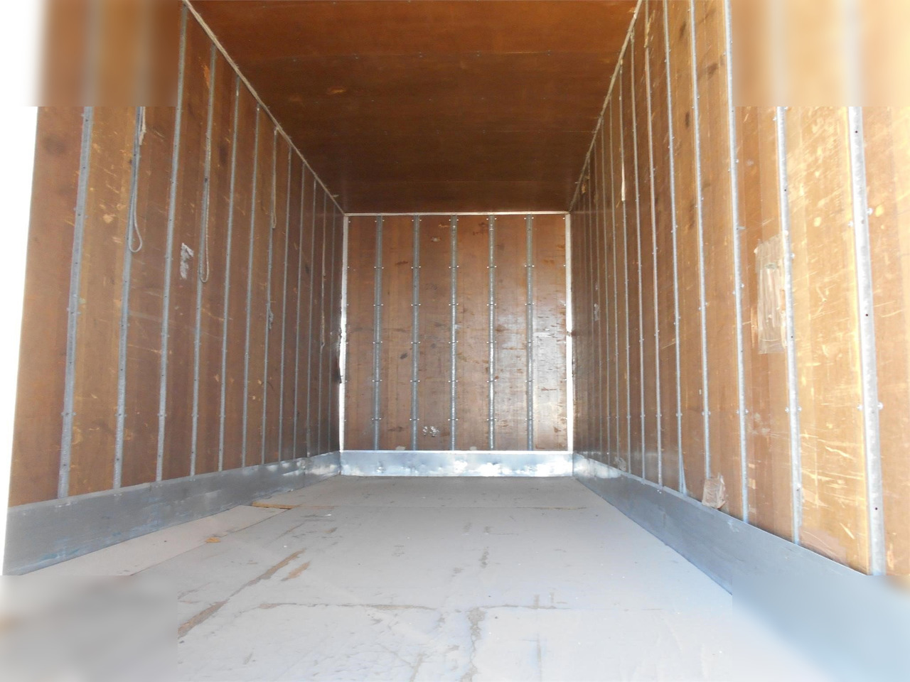 DAYTONA - Prikolica sa zatvorenim sandukom: slika DAYTONA - Prikolica sa zatvorenim sandukom DAYTONA - Prikolica sa zatvorenim sandukom: slika DAYTONA - Prikolica sa zatvorenim sandukom