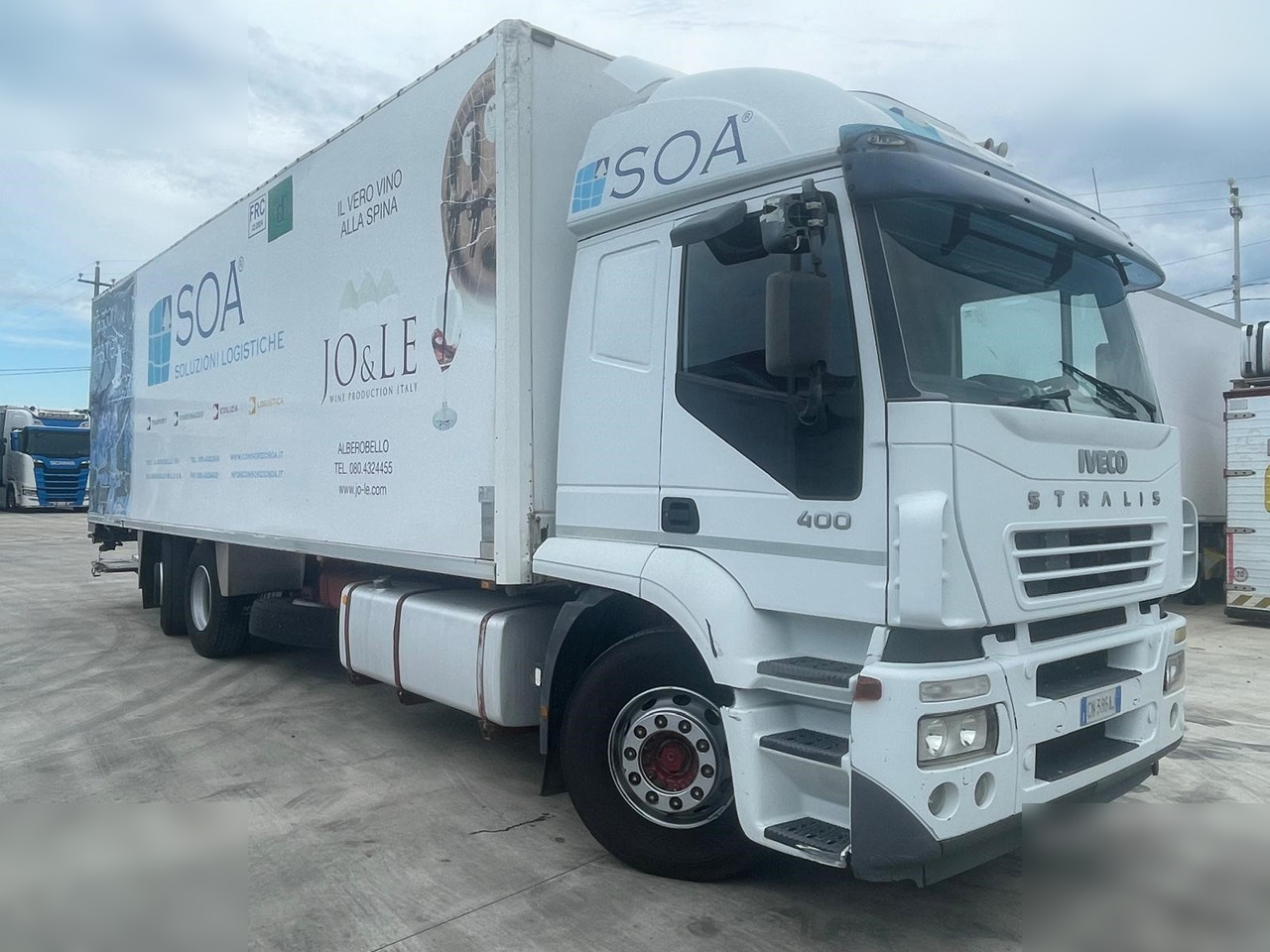 IVECO STRALIS 400 - Kamion hladnjača: slika IVECO STRALIS 400 - Kamion hladnjača IVECO STRALIS 400 - Kamion hladnjača: slika IVECO STRALIS 400 - Kamion hladnjača