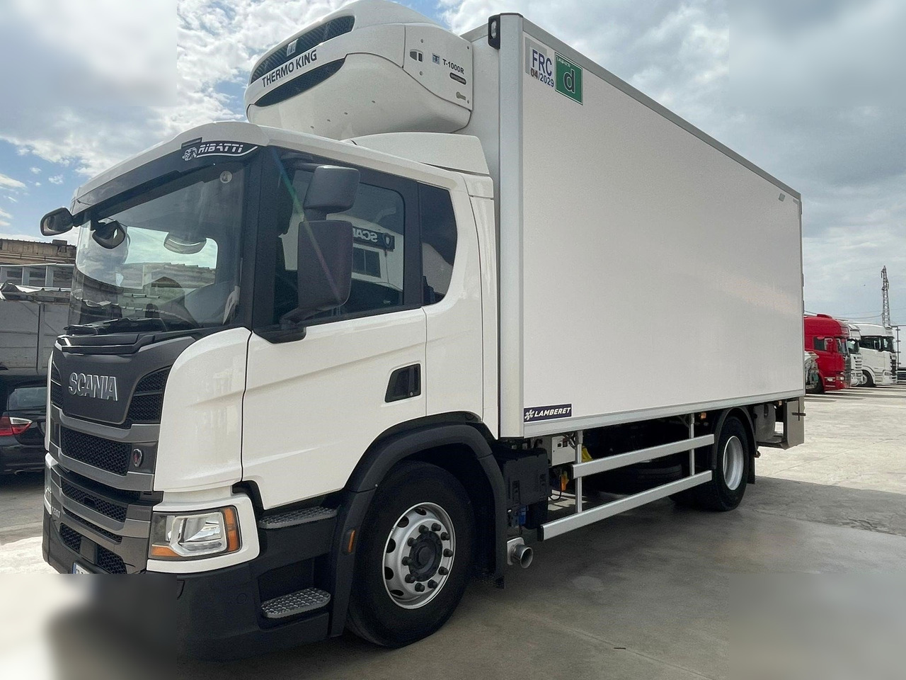 SCANIA P280 - Kamion hladnjača: slika SCANIA P280 - Kamion hladnjača SCANIA P280 - Kamion hladnjača: slika SCANIA P280 - Kamion hladnjača