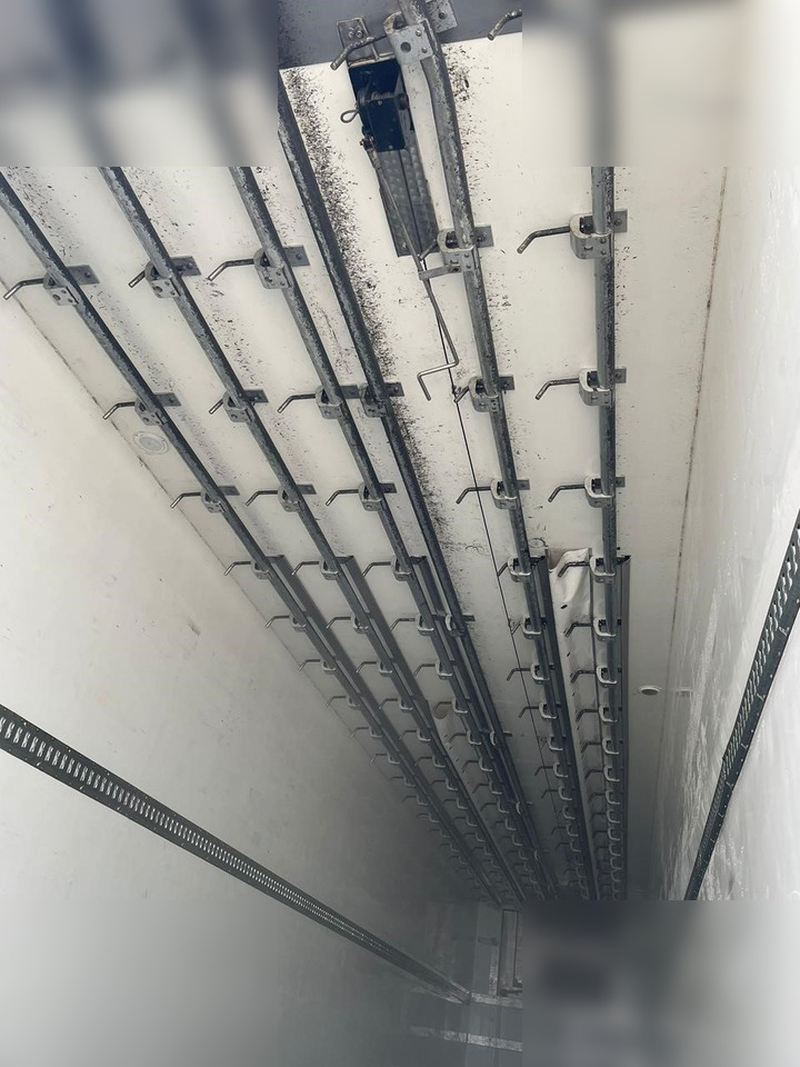 SCHMITZ - Poluprikolica hladnjača: slika SCHMITZ - Poluprikolica hladnjača SCHMITZ - Poluprikolica hladnjača: slika SCHMITZ - Poluprikolica hladnjača