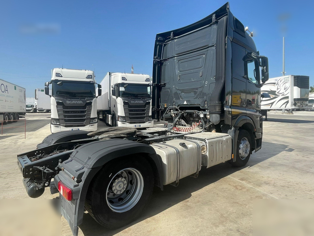 MERCEDES-BENZ ACTROS 1848 - Tegljač: slika MERCEDES-BENZ ACTROS 1848 - Tegljač MERCEDES-BENZ ACTROS 1848 - Tegljač: slika MERCEDES-BENZ ACTROS 1848 - Tegljač