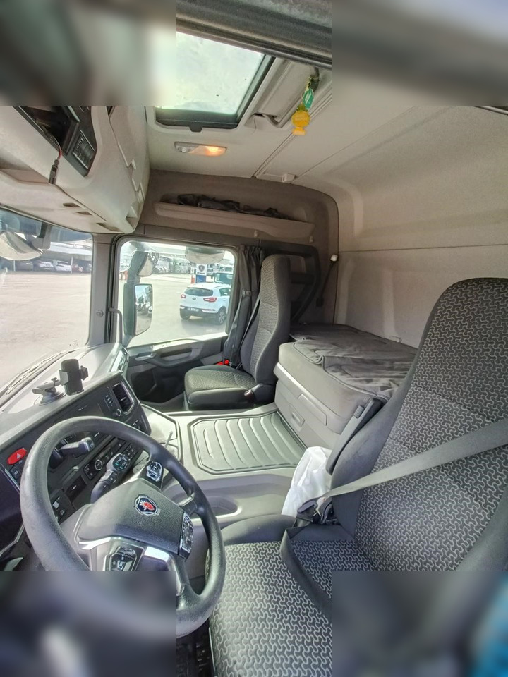 SCANIA P450 - Tegljač: slika SCANIA P450 - Tegljač SCANIA P450 - Tegljač: slika SCANIA P450 - Tegljač