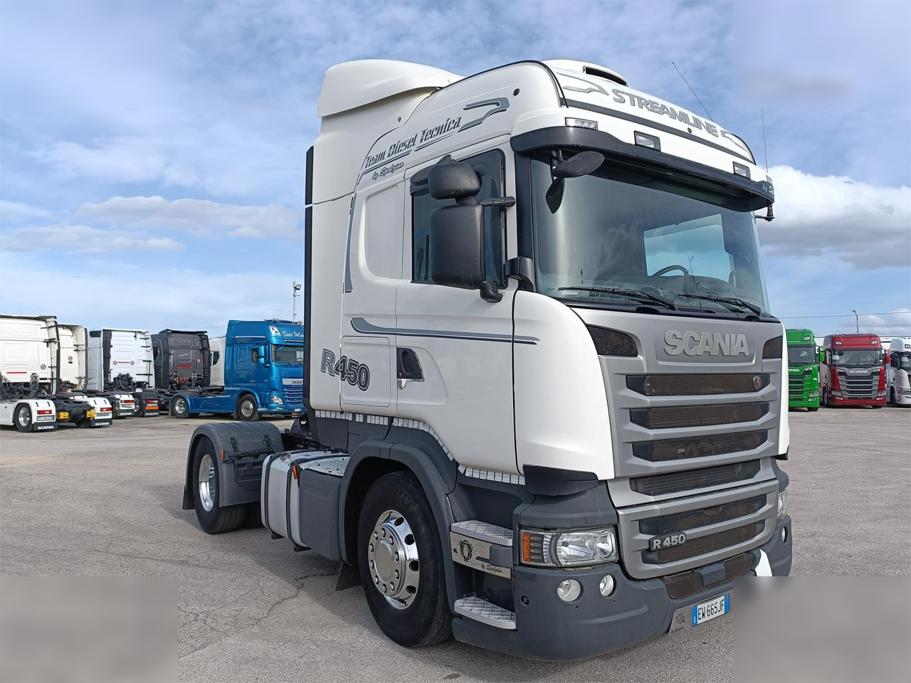 SCANIA R450 - Tegljač: slika SCANIA R450 - Tegljač SCANIA R450 - Tegljač: slika SCANIA R450 - Tegljač
