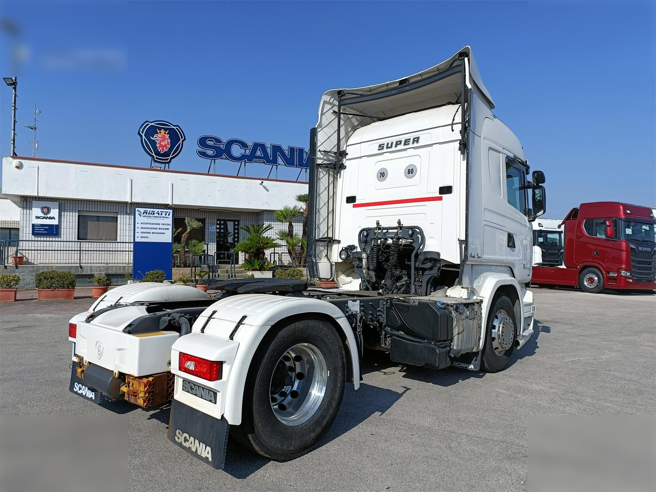 SCANIA R490 - Tegljač: slika SCANIA R490 - Tegljač SCANIA R490 - Tegljač: slika SCANIA R490 - Tegljač