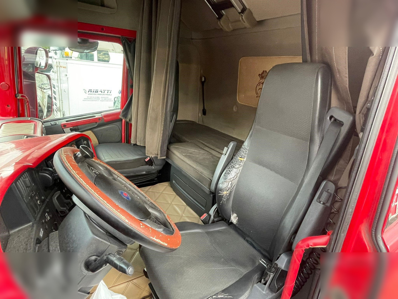 SCANIA R560 - Tegljač: slika SCANIA R560 - Tegljač SCANIA R560 - Tegljač: slika SCANIA R560 - Tegljač
