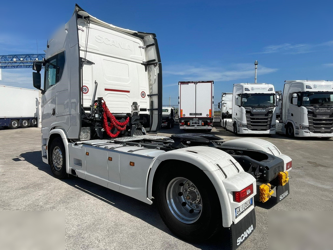 SCANIA S530 - Tegljač: slika SCANIA S530 - Tegljač SCANIA S530 - Tegljač: slika SCANIA S530 - Tegljač