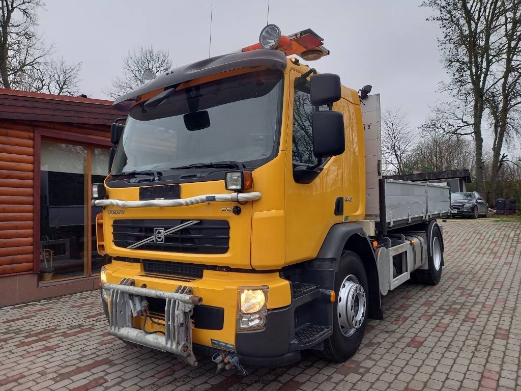 Volvo FE 240, 4x2, TIPPER, EURO 5 - Kiper: slika Volvo FE 240, 4x2, TIPPER, EURO 5 - Kiper Volvo FE 240, 4x2, TIPPER, EURO 5 - Kiper: slika Volvo FE 240, 4x2, TIPPER, EURO 5 - Kiper