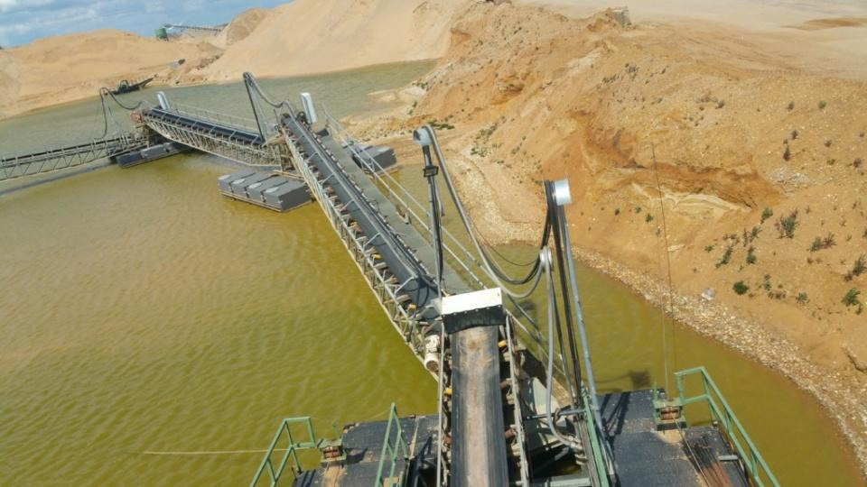 Bager amfibija Rohr KS 110 Eimerkettenbagger: slika Bager amfibija Rohr KS 110 Eimerkettenbagger Bager amfibija Rohr KS 110 Eimerkettenbagger: slika Bager amfibija Rohr KS 110 Eimerkettenbagger