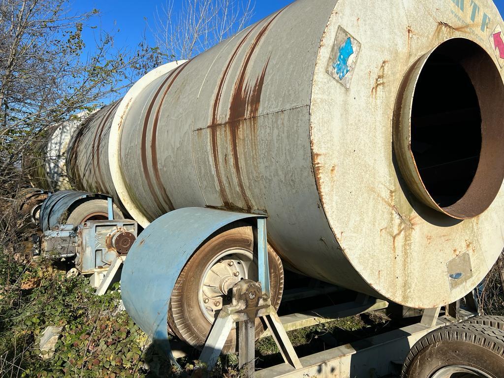 Wachstrommel 8 m Lang - Građevinska oprema: slika Wachstrommel 8 m Lang - Građevinska oprema Wachstrommel 8 m Lang - Građevinska oprema: slika Wachstrommel 8 m Lang - Građevinska oprema