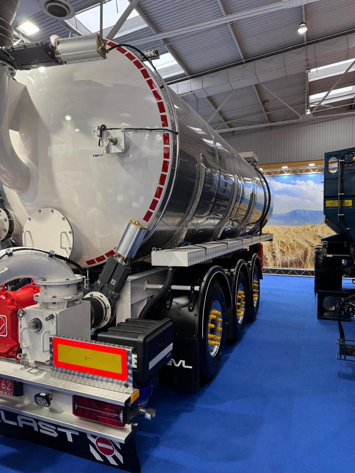 / Güllezubringer - Oprema za gnojenje: slika / Güllezubringer - Oprema za gnojenje / Güllezubringer - Oprema za gnojenje: slika / Güllezubringer - Oprema za gnojenje