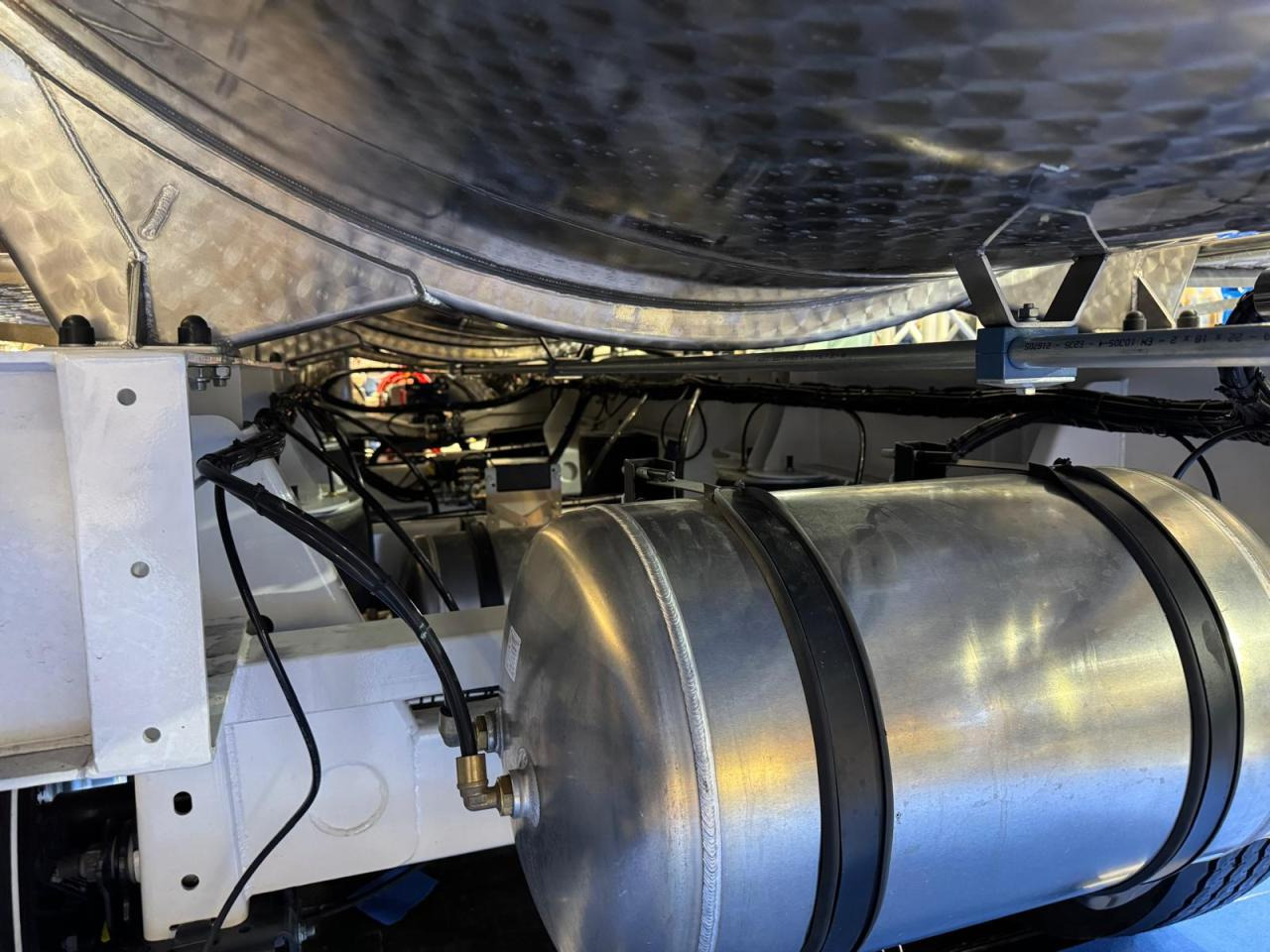 / Güllezubringer - Oprema za gnojenje: slika / Güllezubringer - Oprema za gnojenje / Güllezubringer - Oprema za gnojenje: slika / Güllezubringer - Oprema za gnojenje