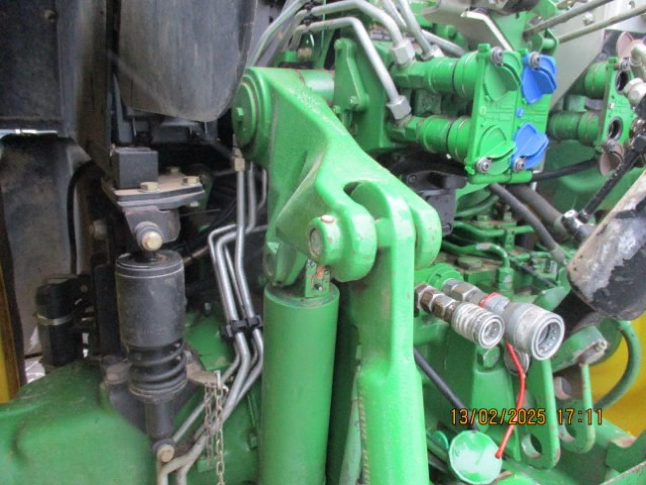 John Deere 6195 M mit SF3000 - Traktor: slika John Deere 6195 M mit SF3000 - Traktor John Deere 6195 M mit SF3000 - Traktor: slika John Deere 6195 M mit SF3000 - Traktor