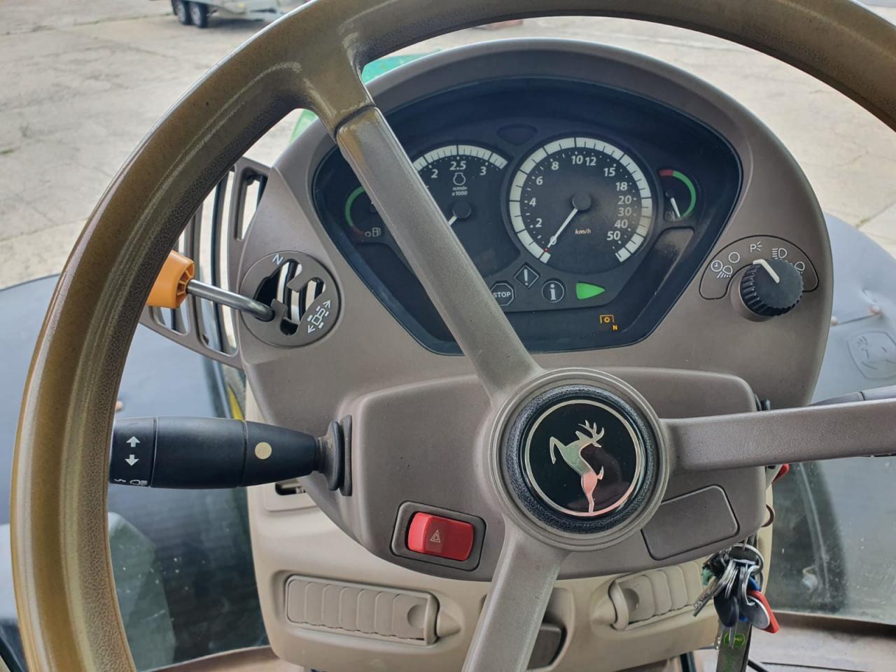 John Deere 7530 Premium - Traktor: slika John Deere 7530 Premium - Traktor John Deere 7530 Premium - Traktor: slika John Deere 7530 Premium - Traktor