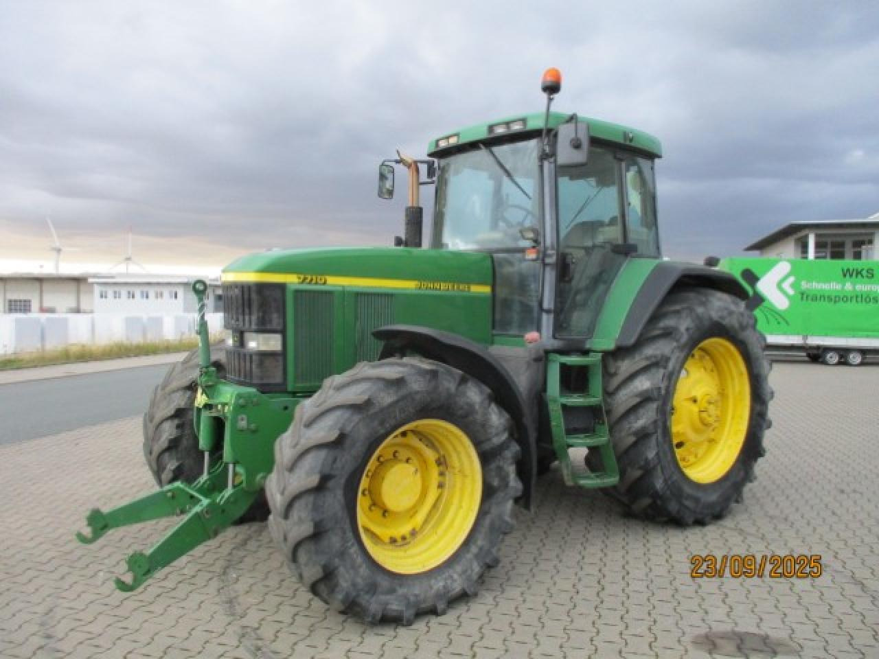 John Deere 7710 TLS Krichgang - Traktor: slika John Deere 7710 TLS Krichgang - Traktor John Deere 7710 TLS Krichgang - Traktor: slika John Deere 7710 TLS Krichgang - Traktor