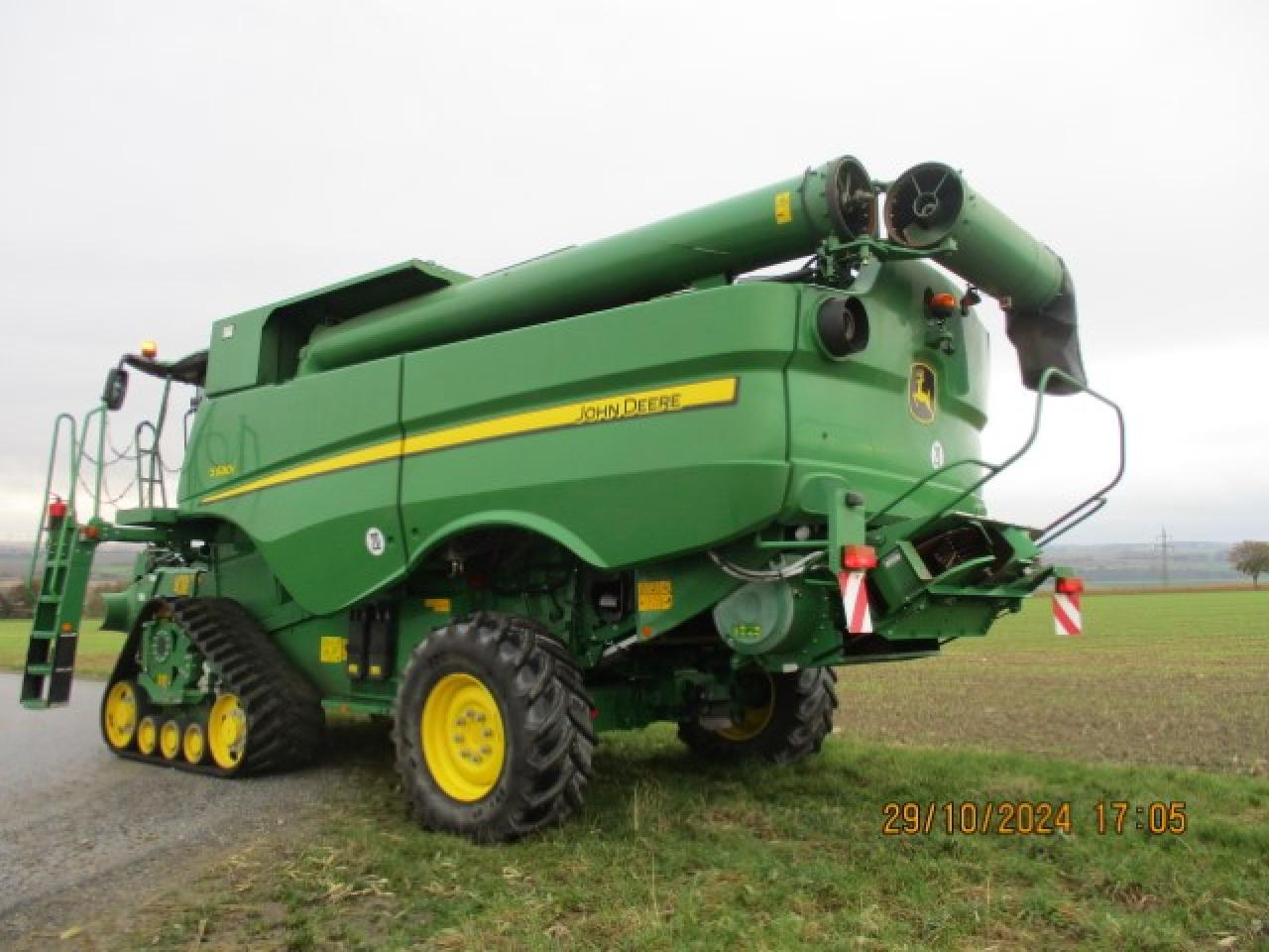 John Deere s680I - Kombajn za žetvu: slika John Deere s680I - Kombajn za žetvu John Deere s680I - Kombajn za žetvu: slika John Deere s680I - Kombajn za žetvu
