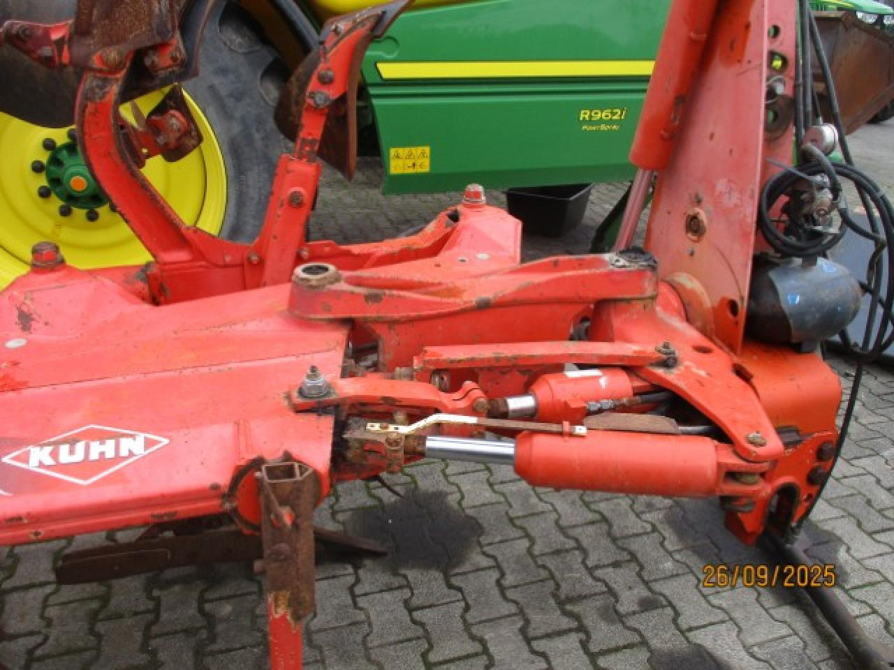 Kuhn Varimaster 152 NSH - Plug: slika Kuhn Varimaster 152 NSH - Plug Kuhn Varimaster 152 NSH - Plug: slika Kuhn Varimaster 152 NSH - Plug