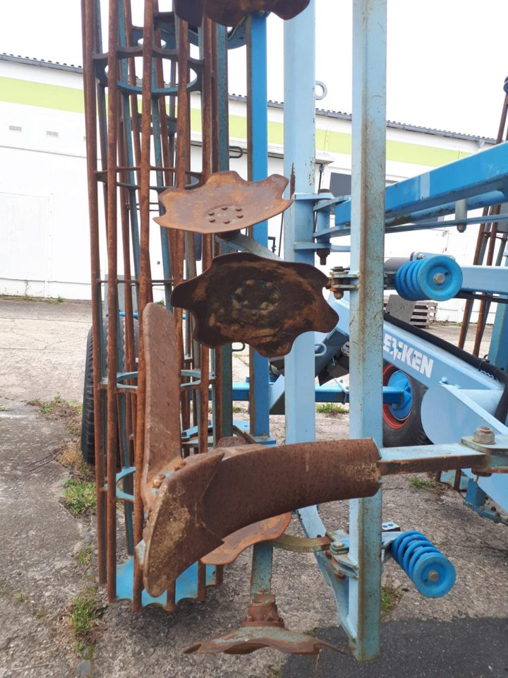Lemken Kristall 9 600 - Kultivator: slika Lemken Kristall 9 600 - Kultivator Lemken Kristall 9 600 - Kultivator: slika Lemken Kristall 9 600 - Kultivator