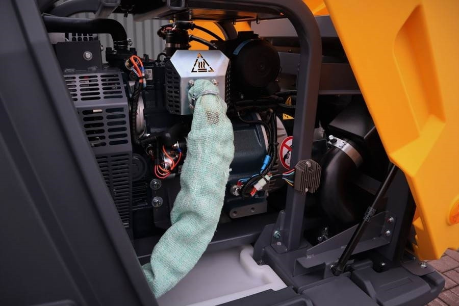 Atlas Copco Hilight H6+ Valid inspection, *Guarantee! Max Boom - Rasvjetni stup: slika Atlas Copco Hilight H6+ Valid inspection, *Guarantee! Max Boom - Rasvjetni stup Atlas Copco Hilight H6+ Valid inspection, *Guarantee! Max Boom - Rasvjetni stup: slika Atlas Copco Hilight H6+ Valid inspection, *Guarantee! Max Boom - Rasvjetni stup