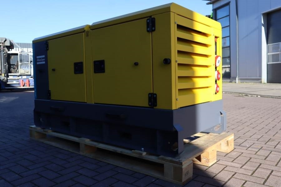 Atlas Copco QAS 40 ST3 Valid inspection, *Guarantee! Diesel, 4 - Generatorski set: slika Atlas Copco QAS 40 ST3 Valid inspection, *Guarantee! Diesel, 4 - Generatorski set Atlas Copco QAS 40 ST3 Valid inspection, *Guarantee! Diesel, 4 - Generatorski set: slika Atlas Copco QAS 40 ST3 Valid inspection, *Guarantee! Diesel, 4 - Generatorski set
